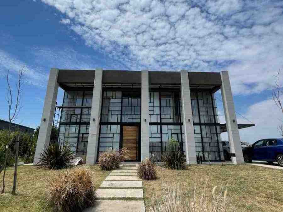 Casa en Venta en Barrio Privado San Sebastián, Pilar 