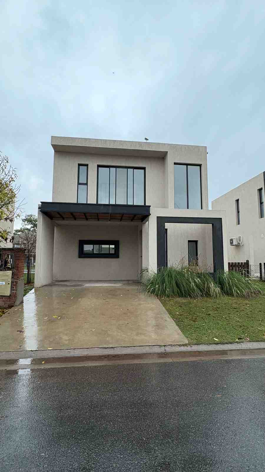 Casa 4 ambientes en alquiler - Barrio El Aljibe 