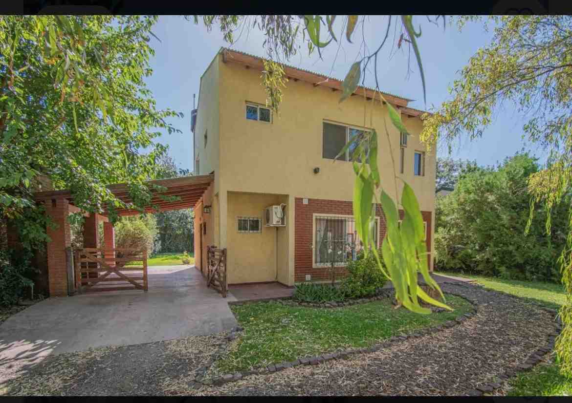 Casa 4amb en Venta - Altos don Segundo, Escobar