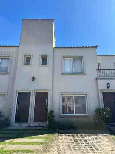 Duplex en alquiler - Barrio La Angélica - Pilar