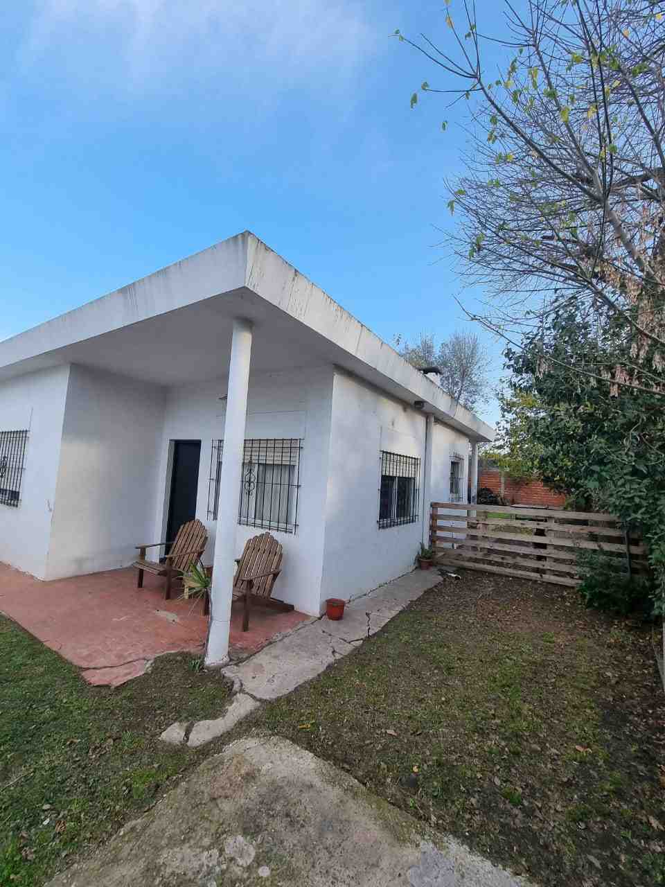 Casa 3 ambientes en venta - Derqui 