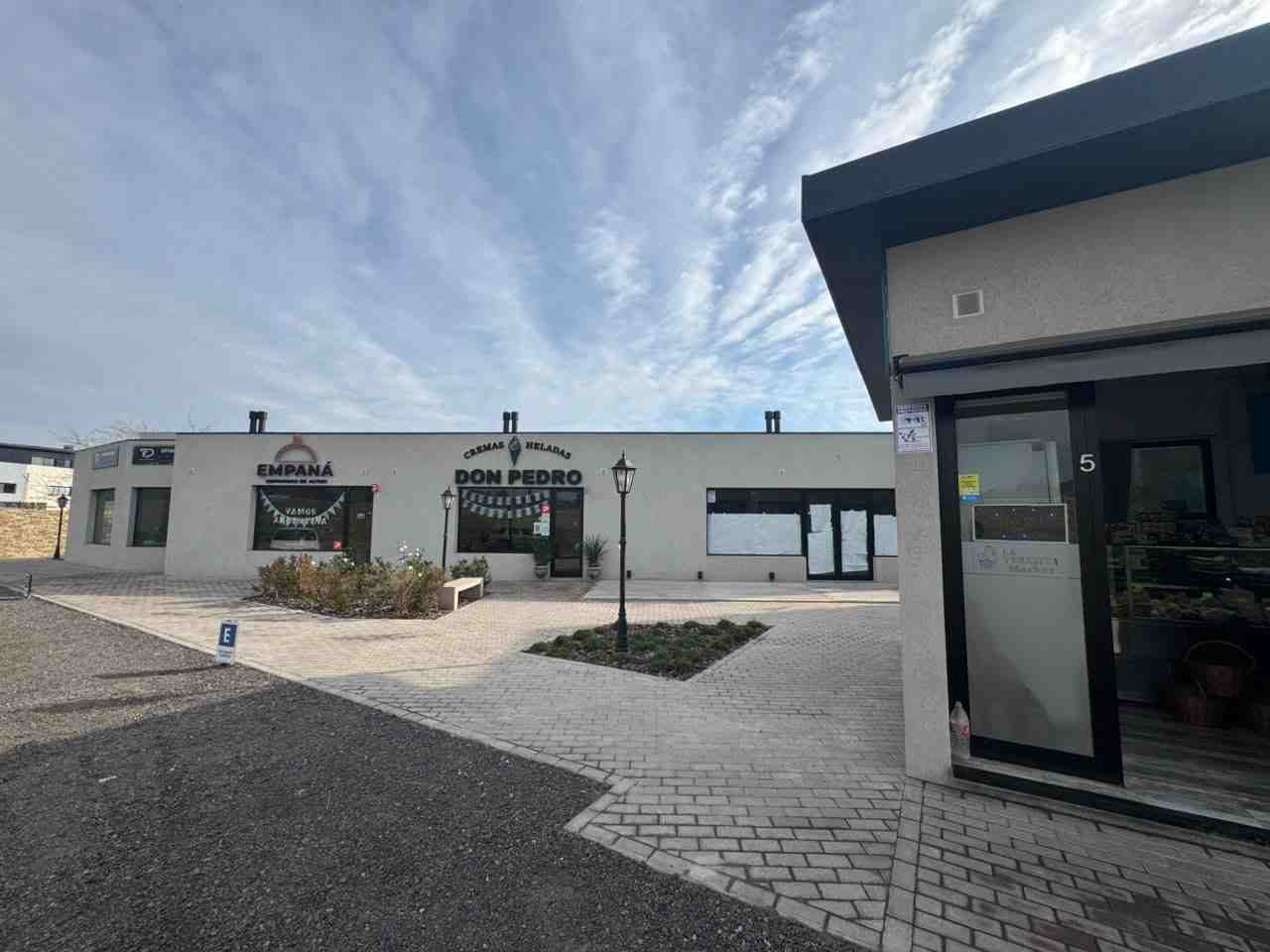 Local comercial en alquiler - Pilar 
