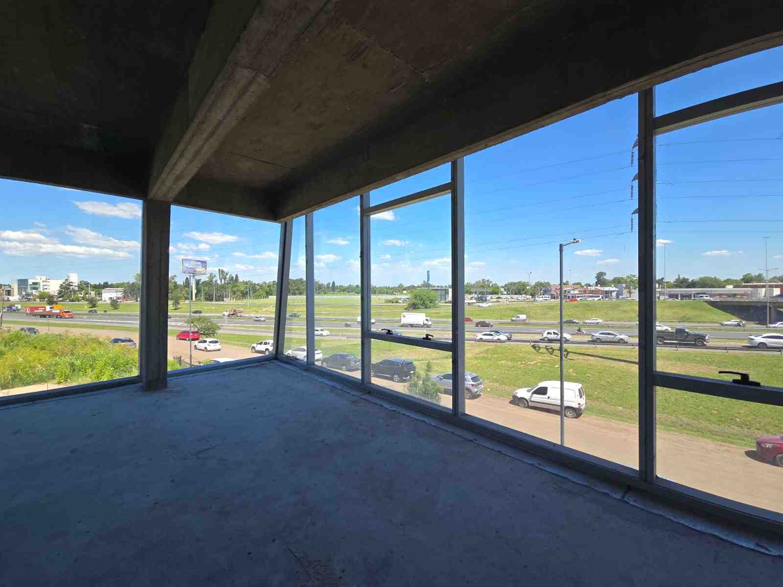 Oficina en venta - Pilar 