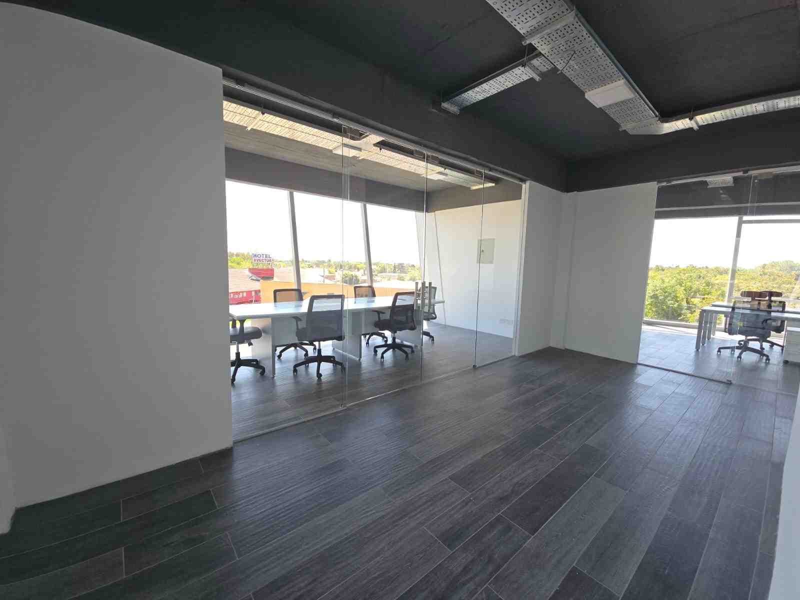 oficina en venta - Pilar