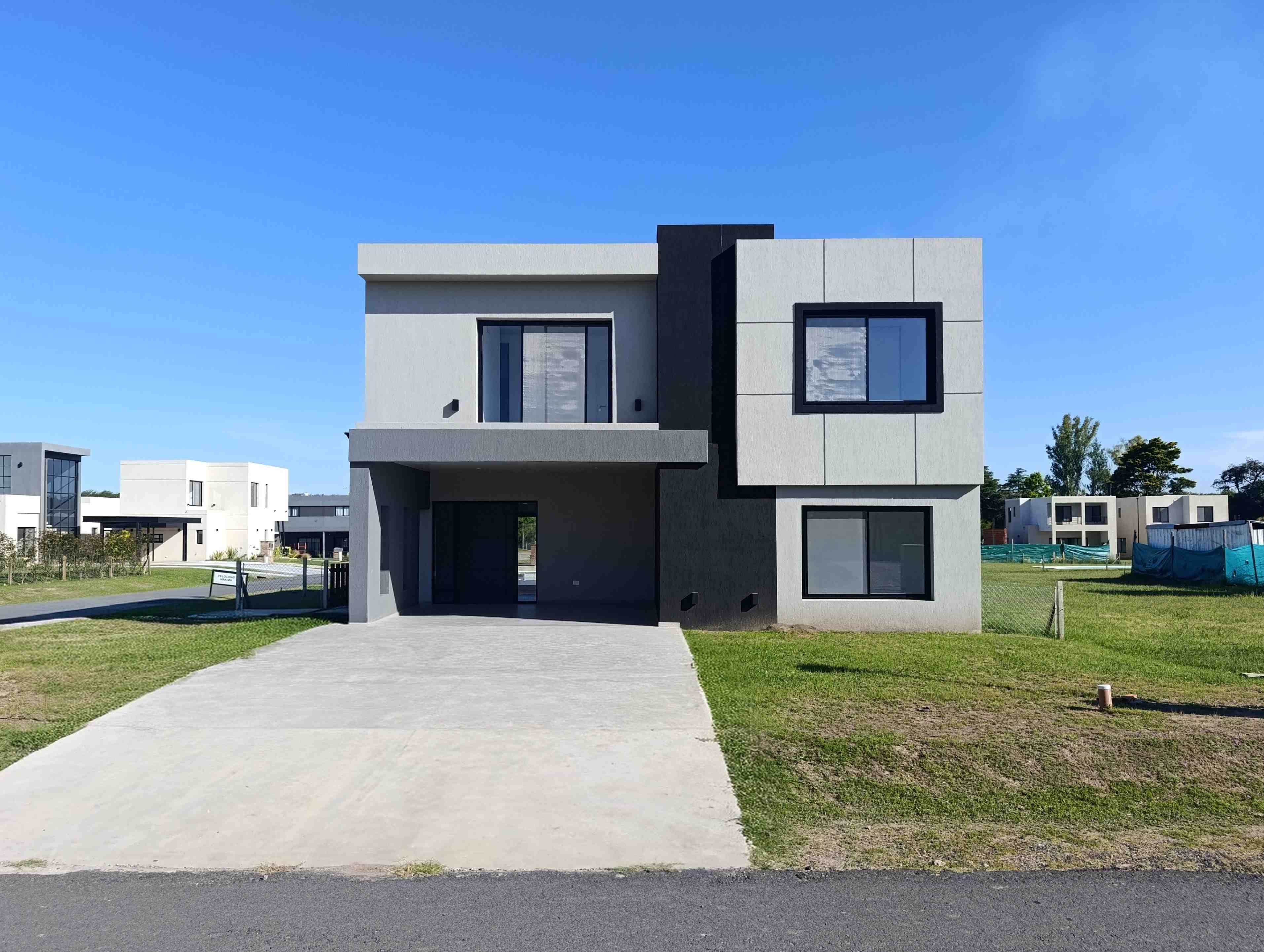 Casa en venta - Barrio El Aljibe, Manzanares.