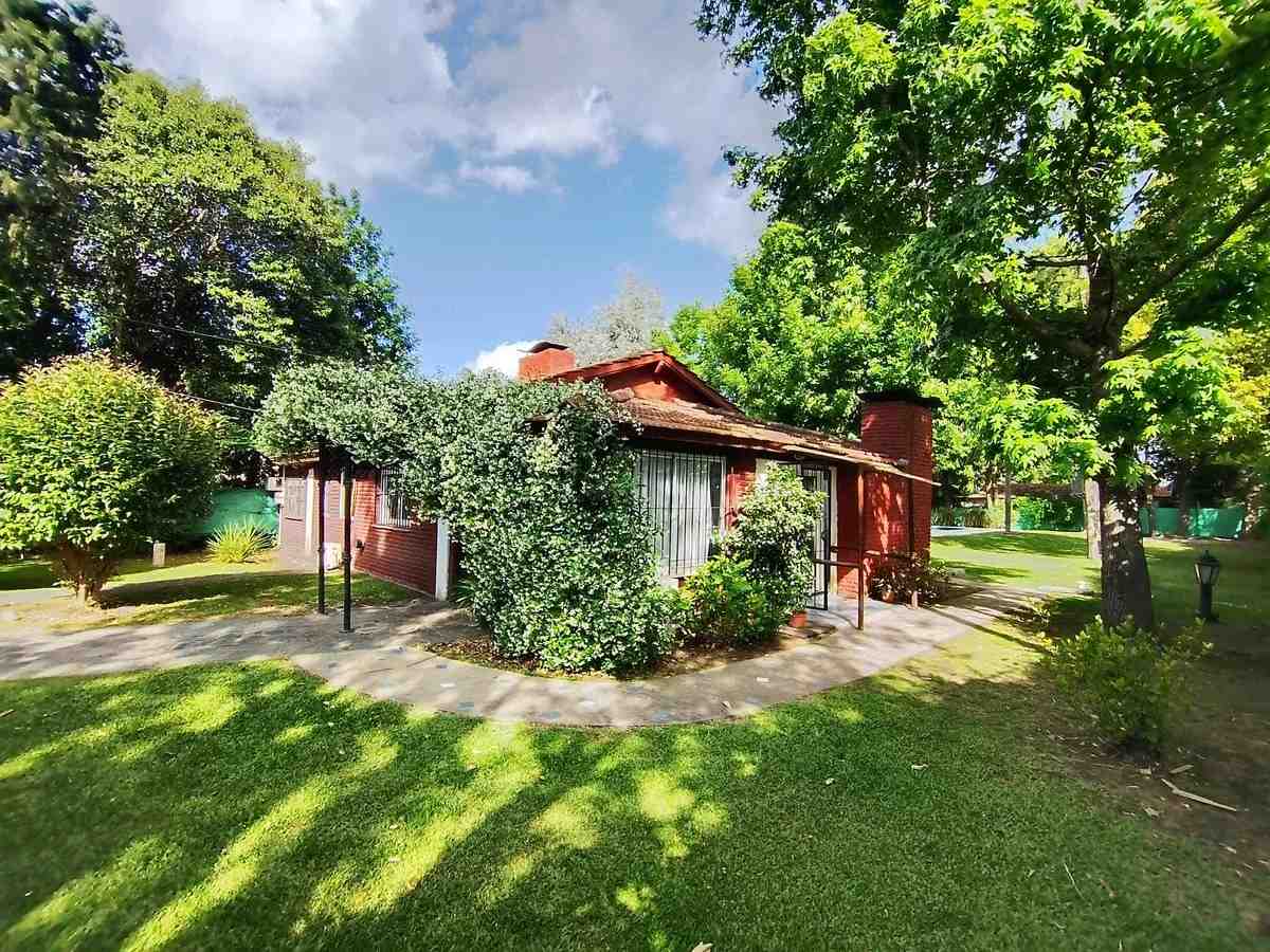 Casa en venta - Pilar