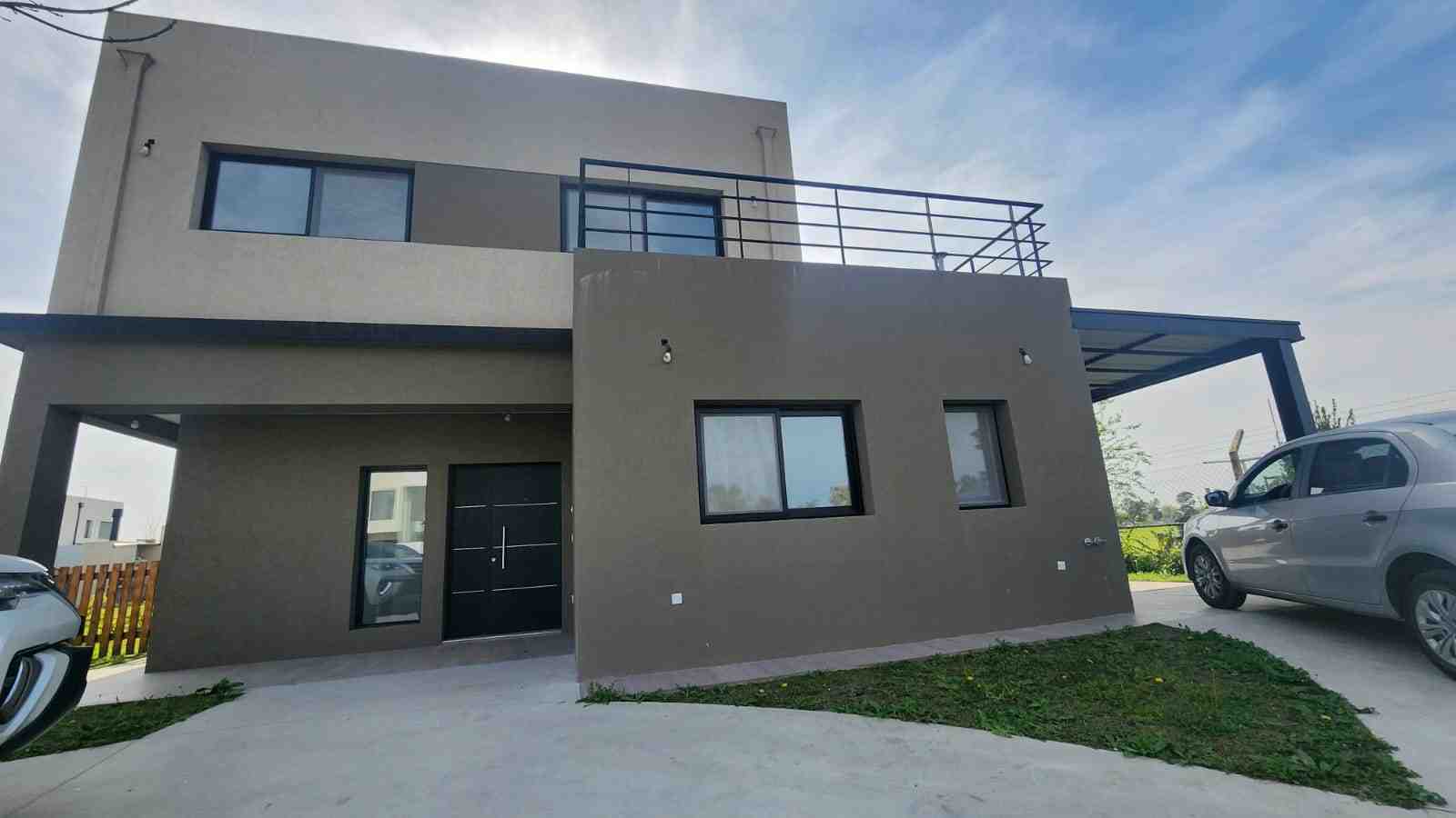 Casa en venta en Barrio Santo Tomas - Pilar
