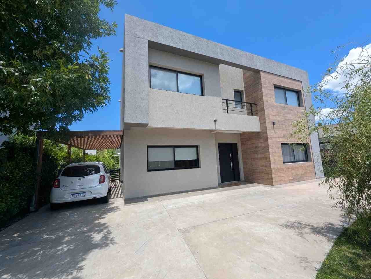 Casa en venta en Barrio Los Tilos, La Cañada del Pilar.