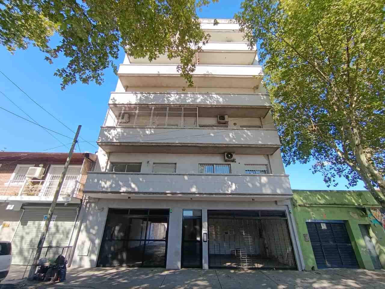 Departamento dos ambientes en alquiler - Pilar 