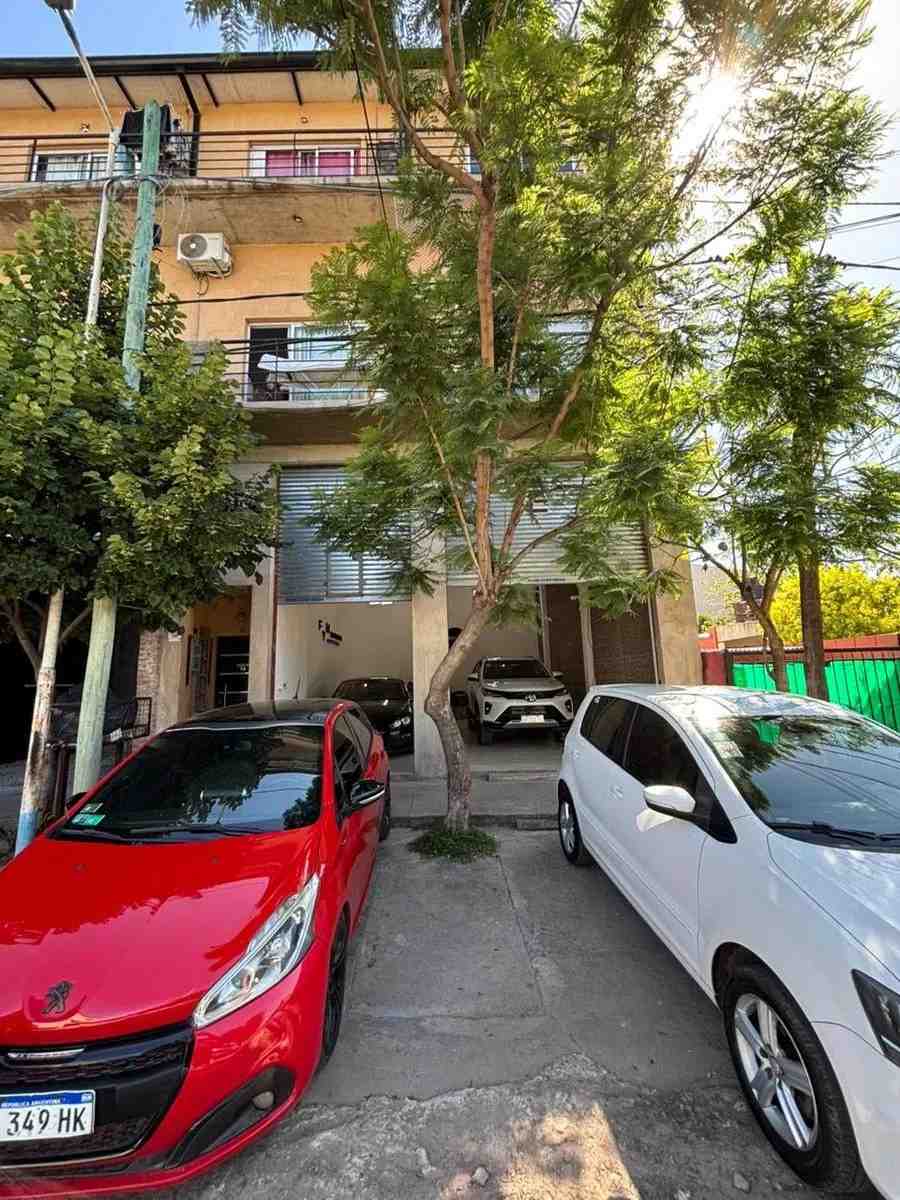 Local con galpón en alquiler - Tortuguitas