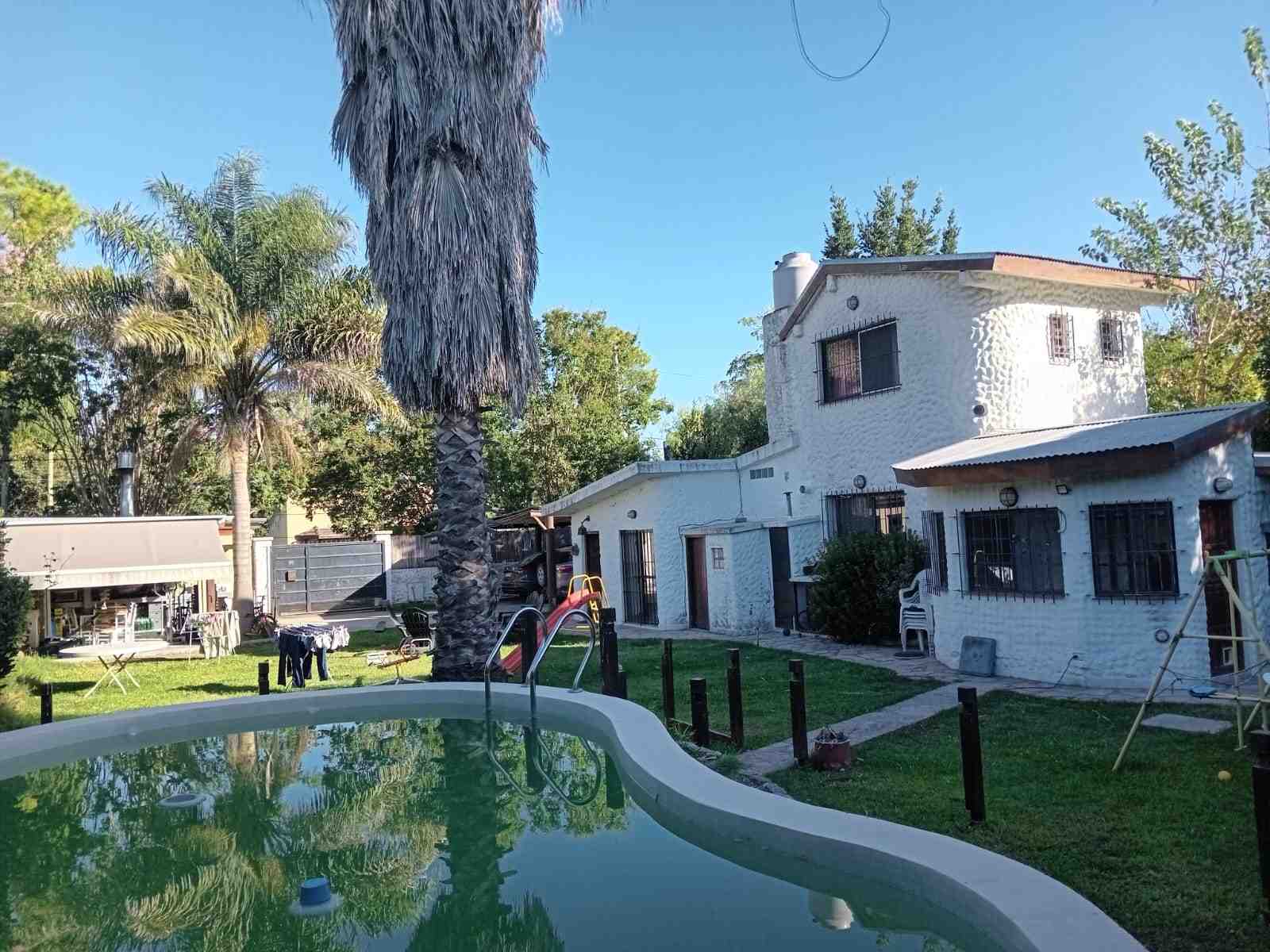 Casa en venta en barrio Las Glorias - Ing. Maschwitz