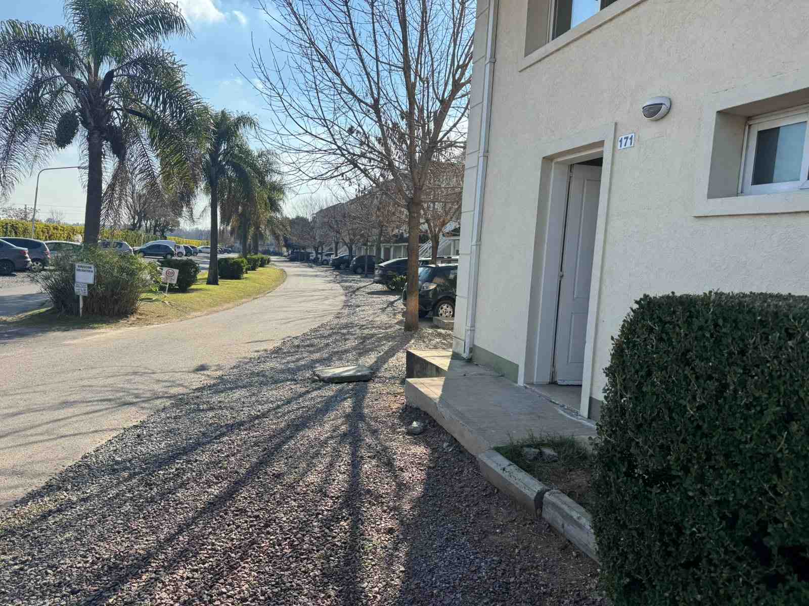 Departamento dos ambientes en venta en PB en Barrio Alto del Molino - Pilar 