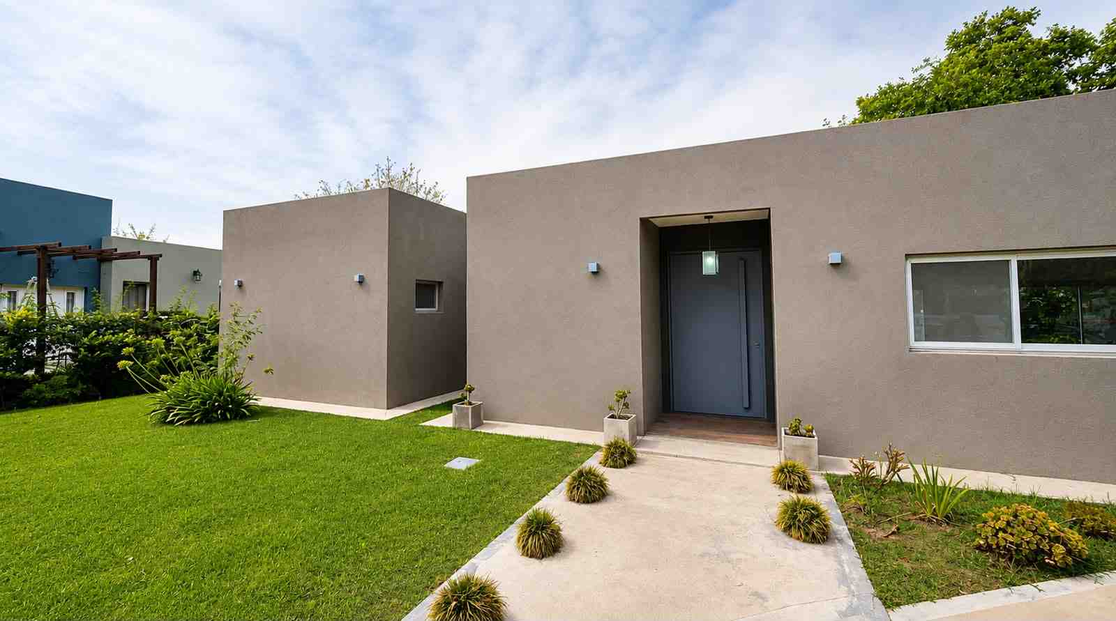 Casa cuatro ambientes en venta en el barrio Los Arces, Cañada de Pilar. 