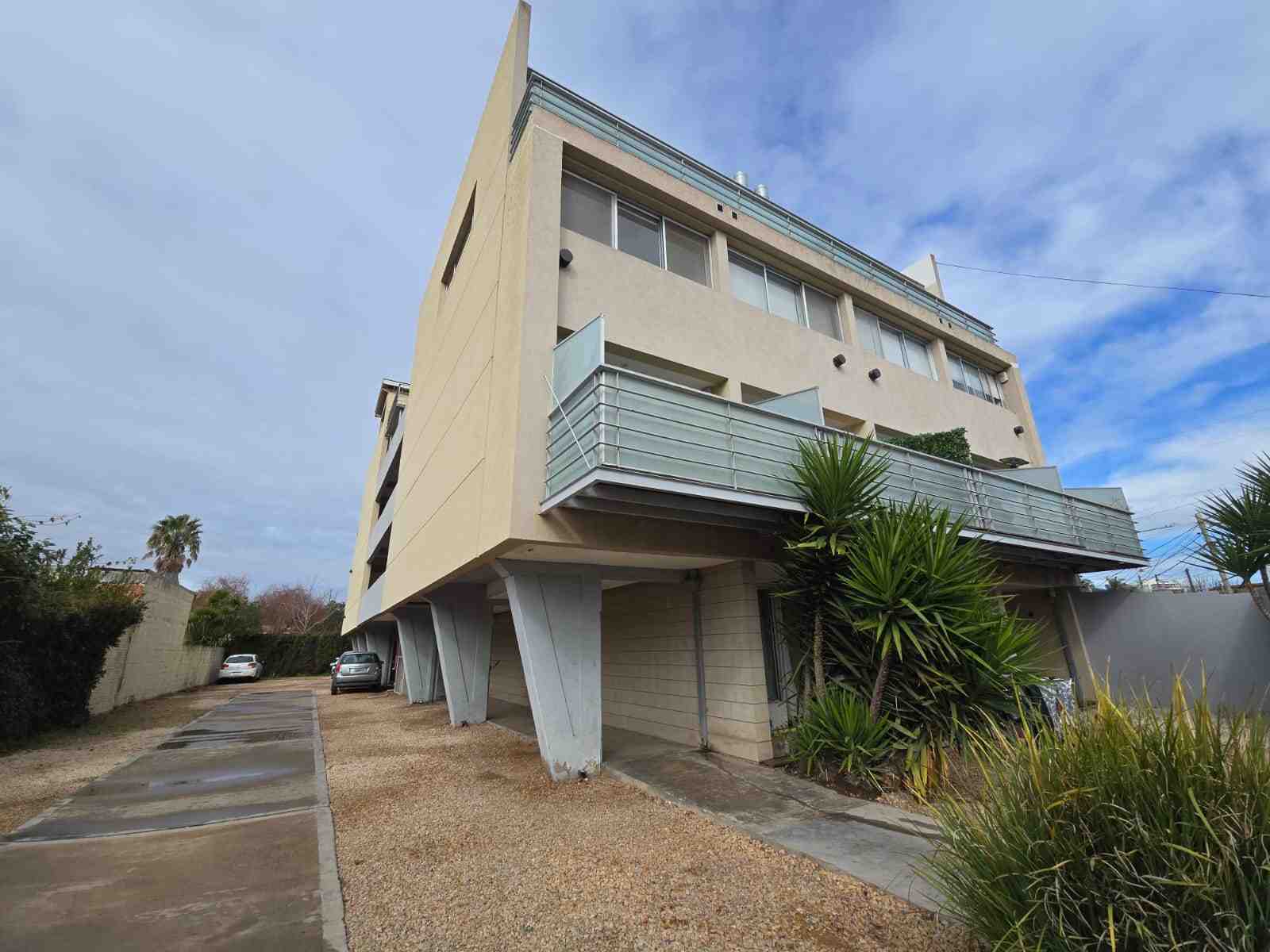 Departamento dos ambientes en venta en Villa Morra Pilar 