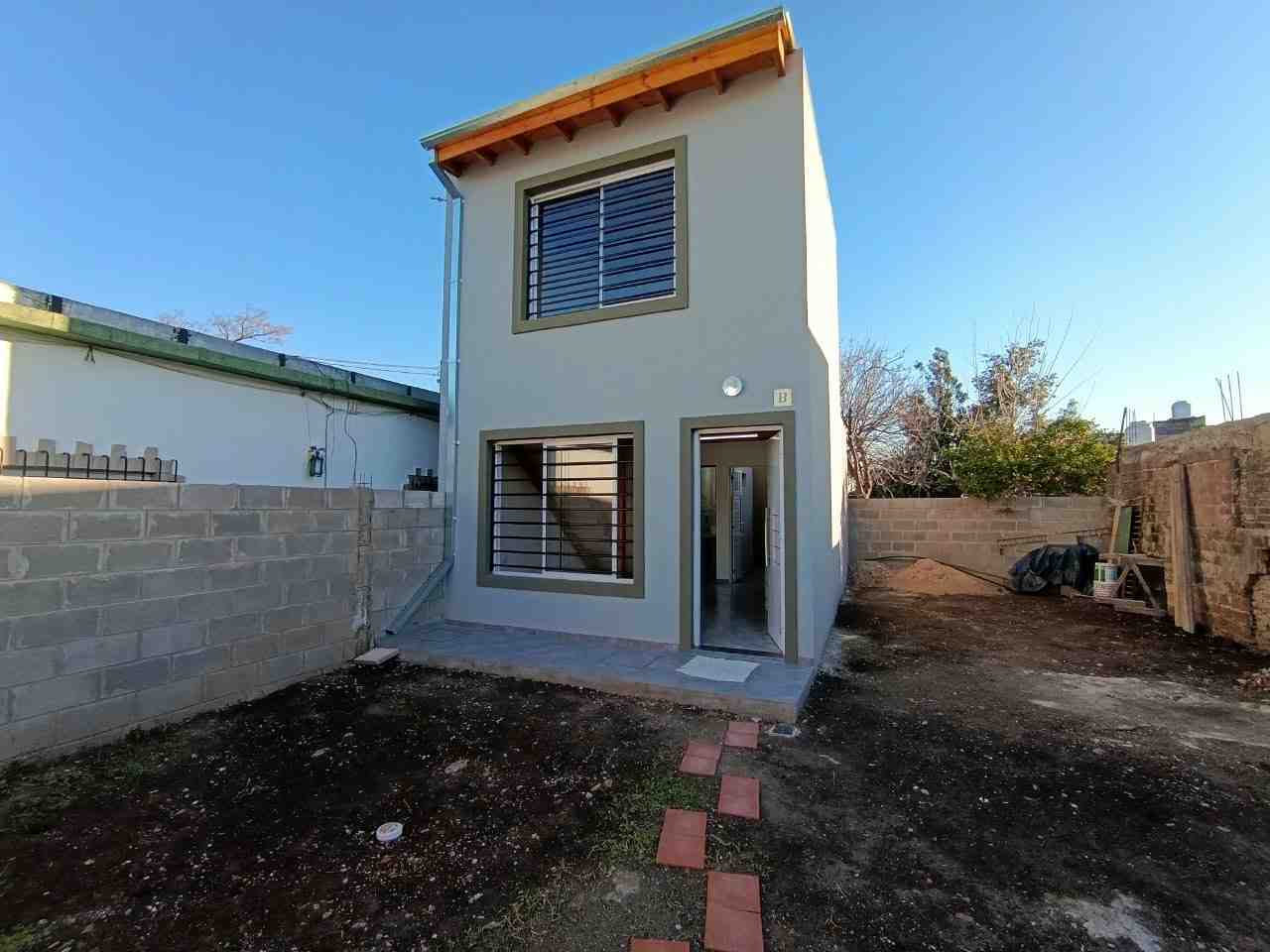 Loft 2 ambientes en alquiler en José C. Paz