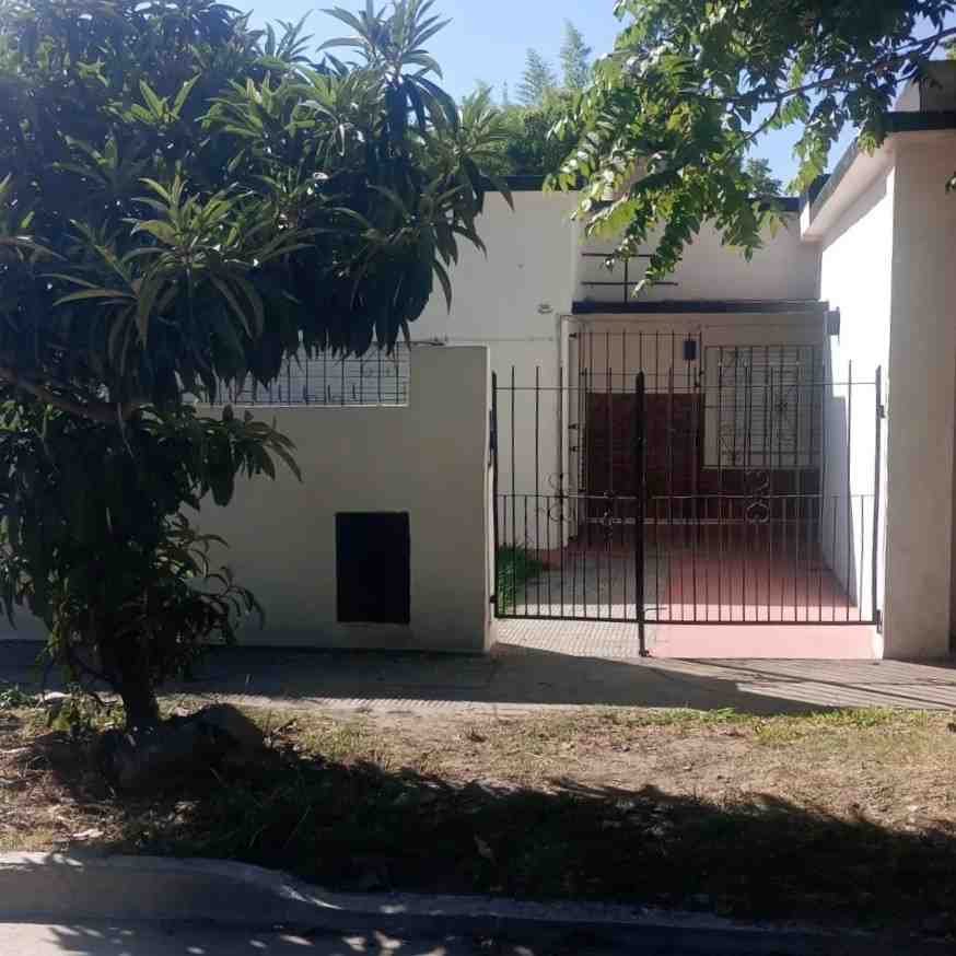 Casa de 5 ambientes en alquiler en Bella Vista, San Miguel