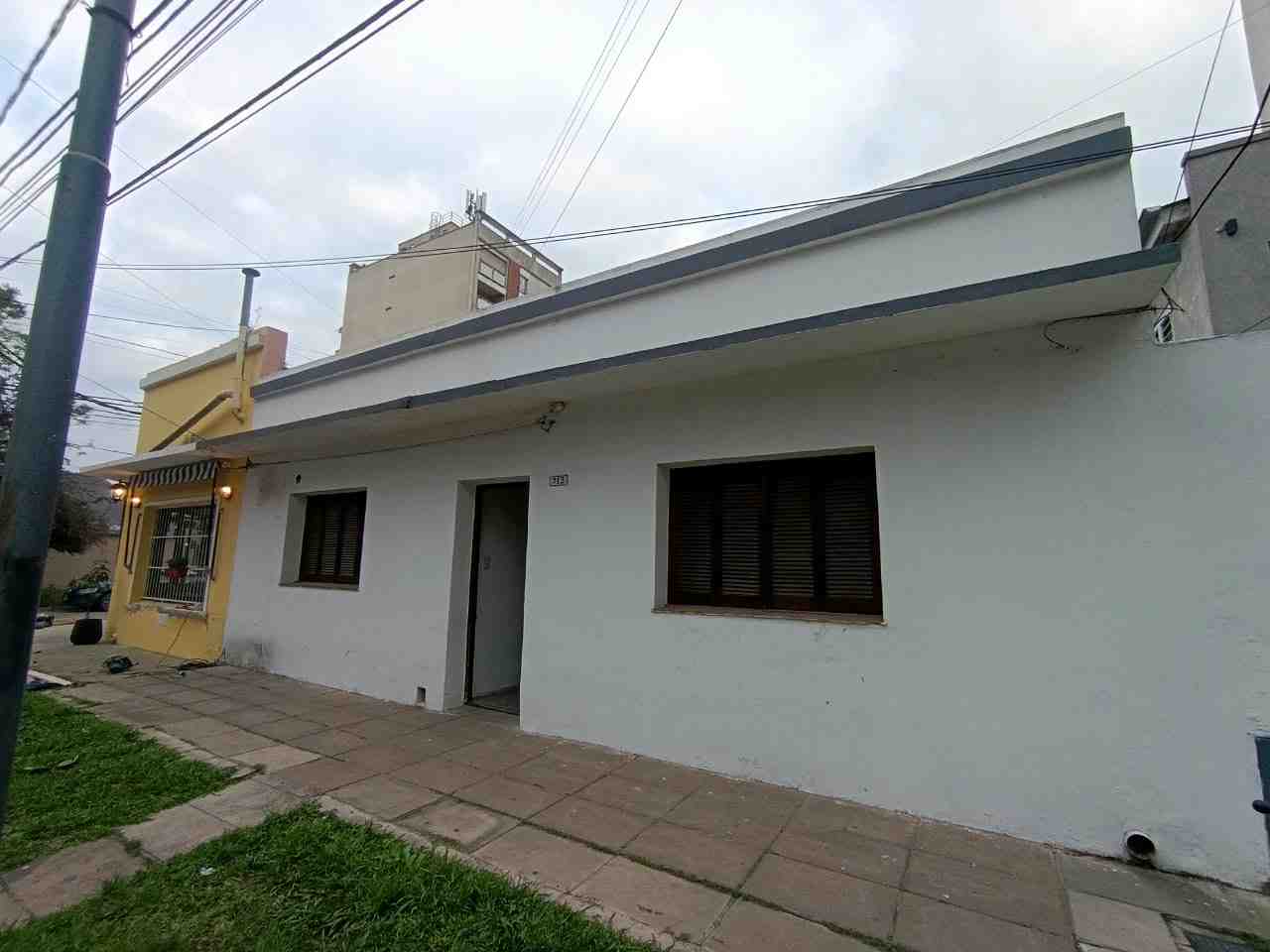 Departamento tipo PH de 3 ambientes en San Miguel Centro