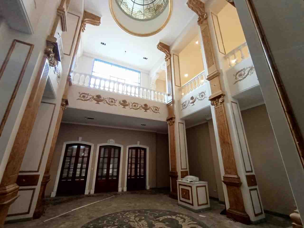 Salones múltiples estilo museo de arte en alquiler - Pilar Centro