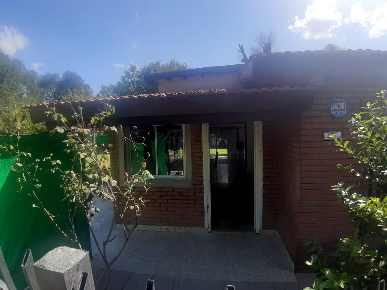 Venta - Casa Quinta 3 Amb  c/ Parque y Pileta - Pilar