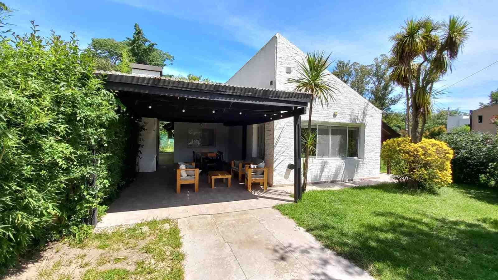Casa 4 ambientes en alquiler - Pilar 
